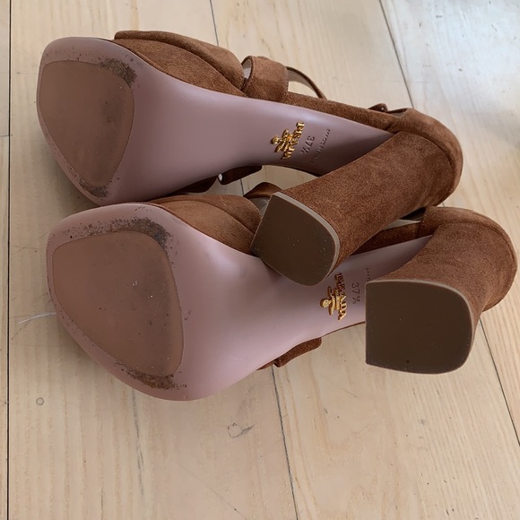 Prada block heel suede platform sandals - Picture 4 of 5